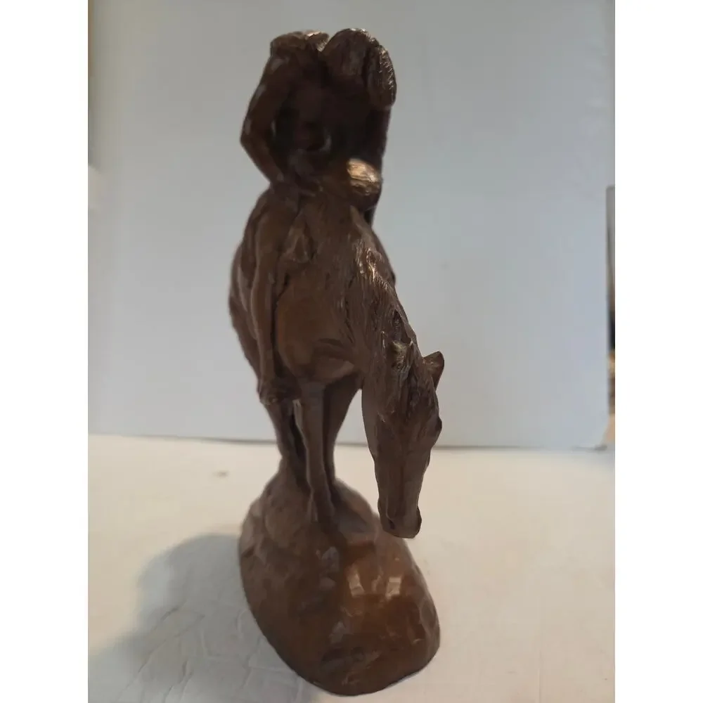 Vintage 1989 Red Mill Mfg End of the Trail Native American Horse Statue Decor